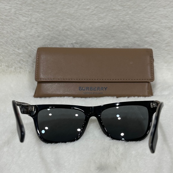 Burberry Black Unisex Sunglasses - Picture 4 of 8